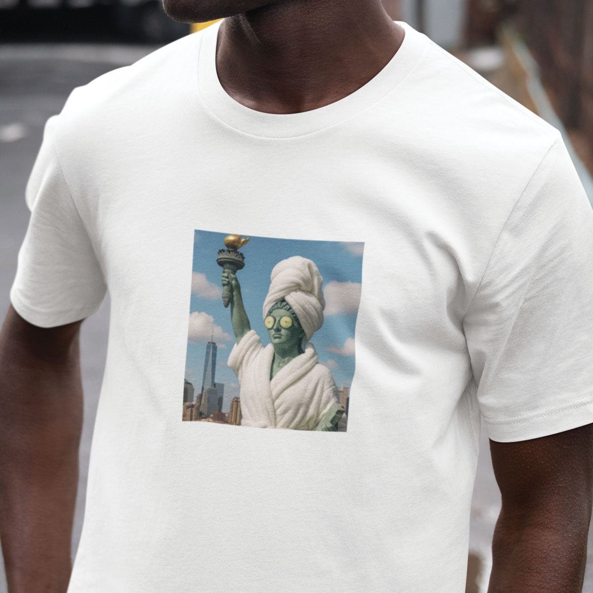 Statue of Liberty Triblend T-Shirt Mens